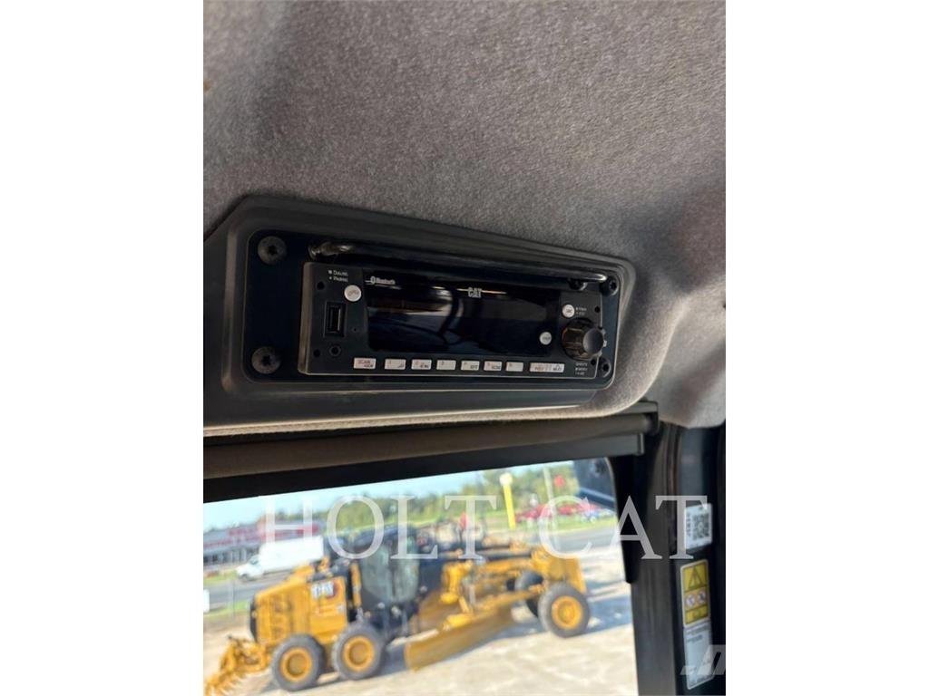 CAT 745 Rammestyrte Dumpere