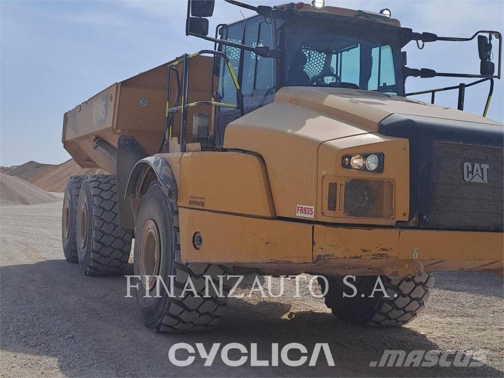 CAT 745 Rammestyrte Dumpere