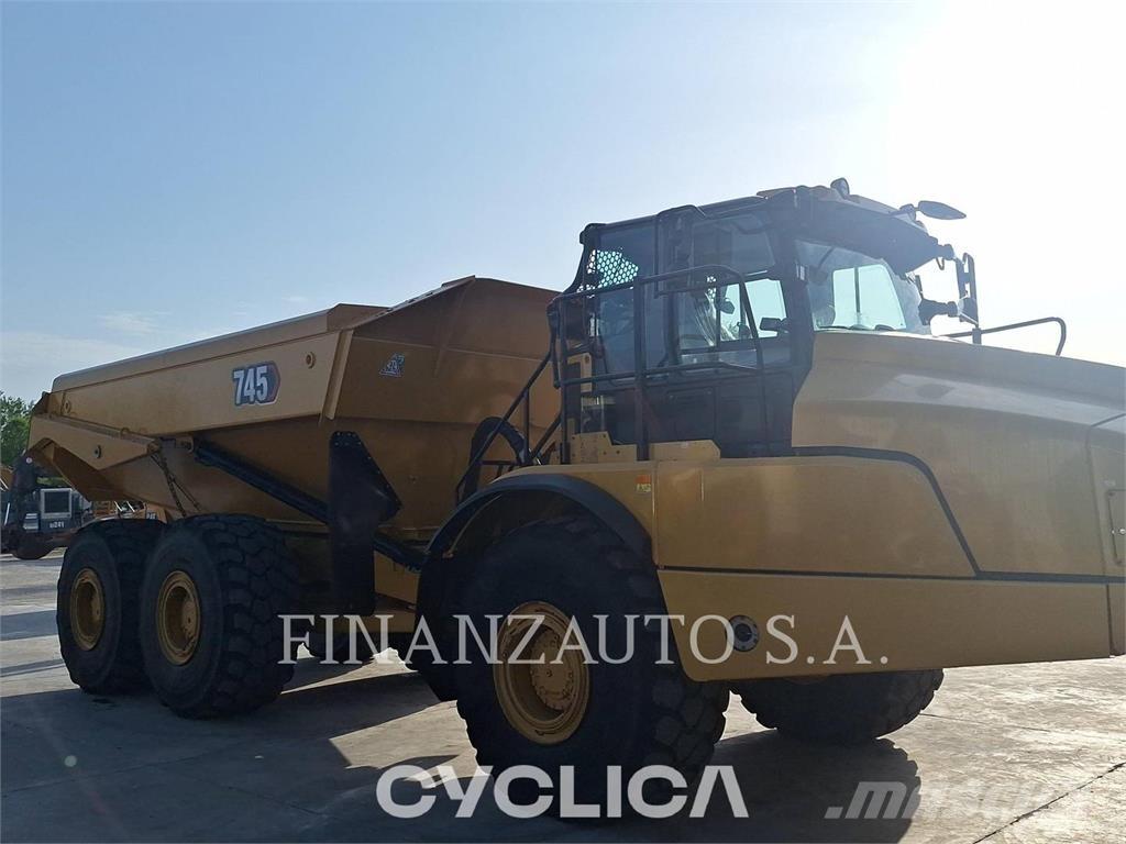 CAT 745 Rammestyrte Dumpere