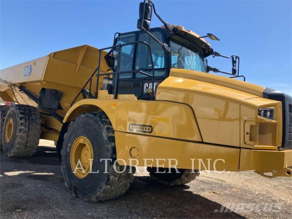 CAT 745-04 Rammestyrte Dumpere
