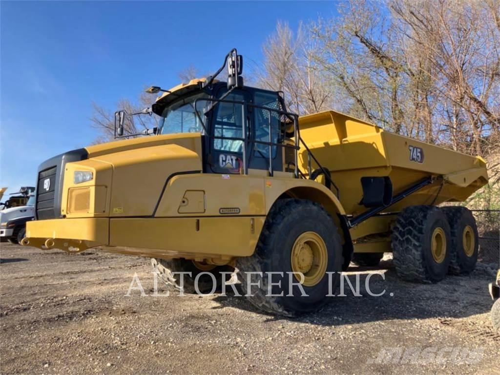 CAT 745-04 Rammestyrte Dumpere