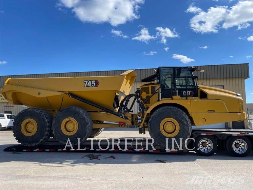 CAT 745-04 Rammestyrte Dumpere