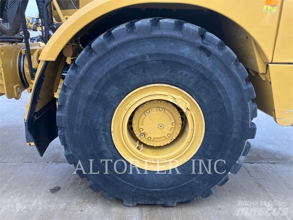 CAT 745-04 Rammestyrte Dumpere