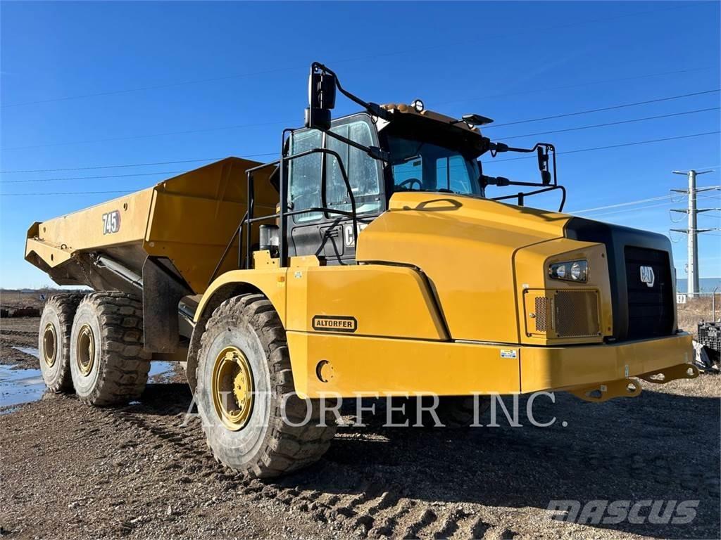 CAT 745-04 Rammestyrte Dumpere