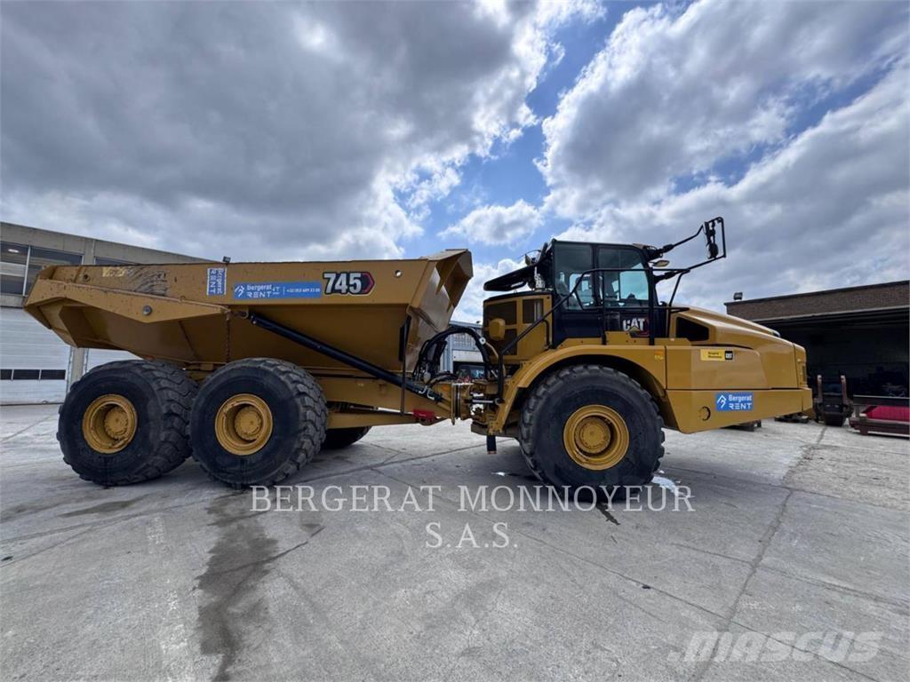 CAT 745-04 Rammestyrte Dumpere
