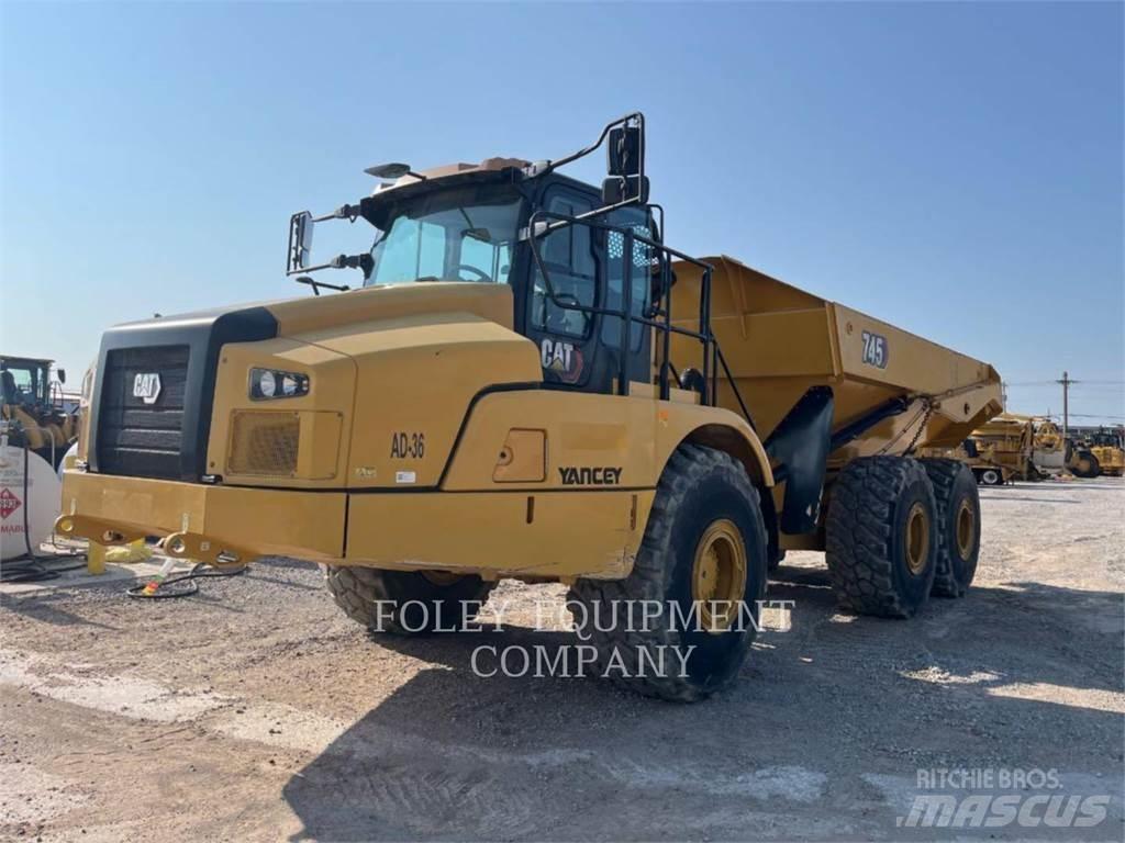 CAT 745-04 Rammestyrte Dumpere