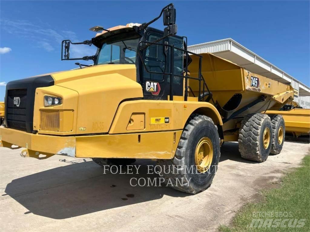 CAT 745-04 Rammestyrte Dumpere