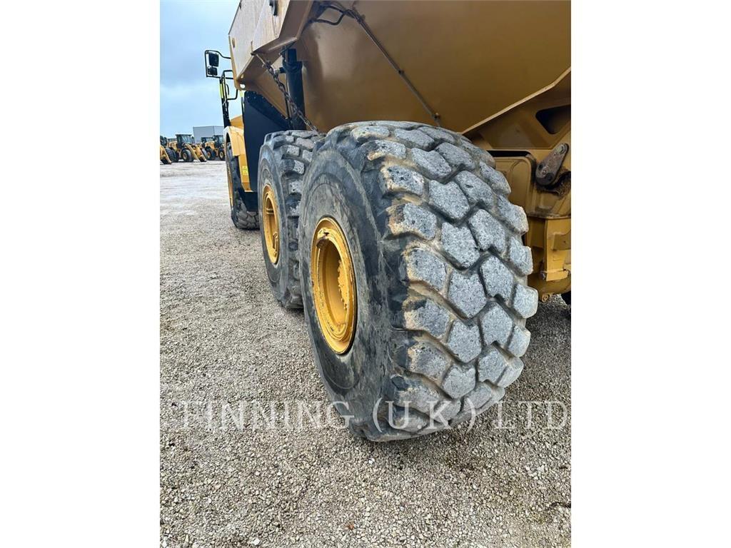 CAT 745-04 Rammestyrte Dumpere