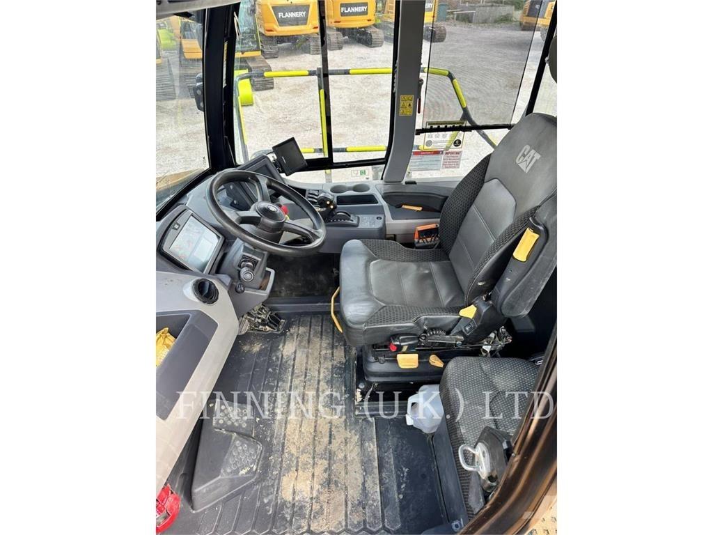 CAT 745-04 Rammestyrte Dumpere