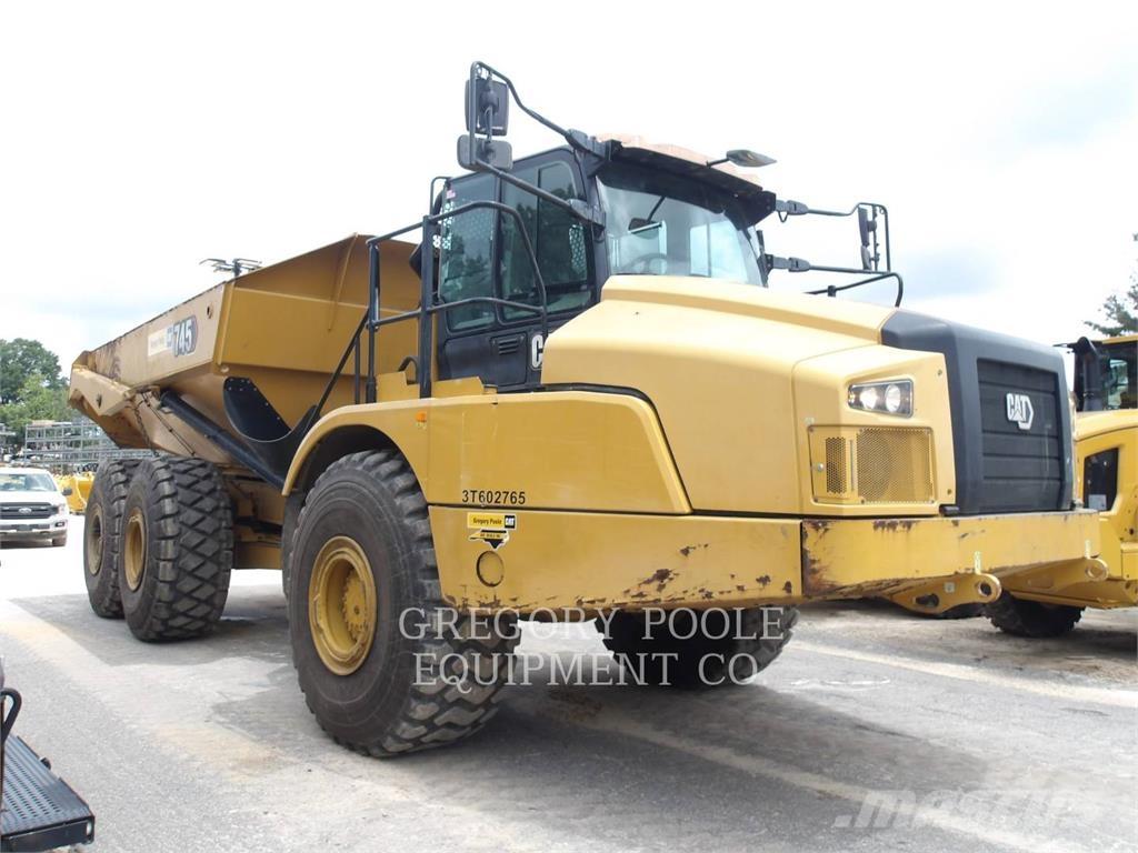 CAT 745-04 Rammestyrte Dumpere