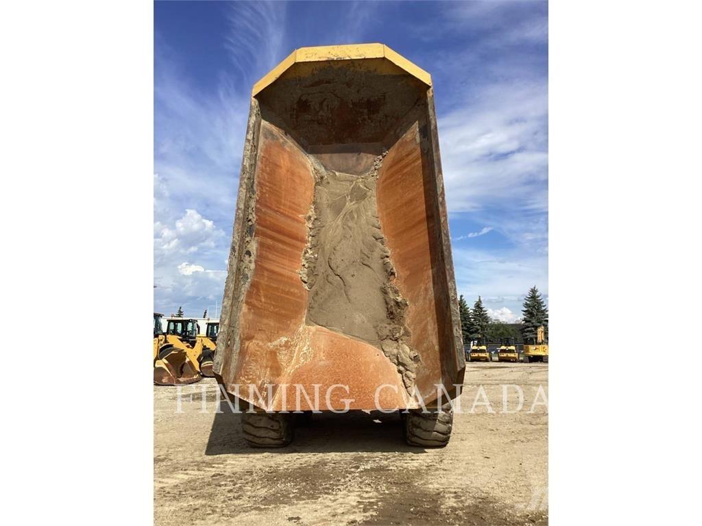 CAT 745-04 Rammestyrte Dumpere