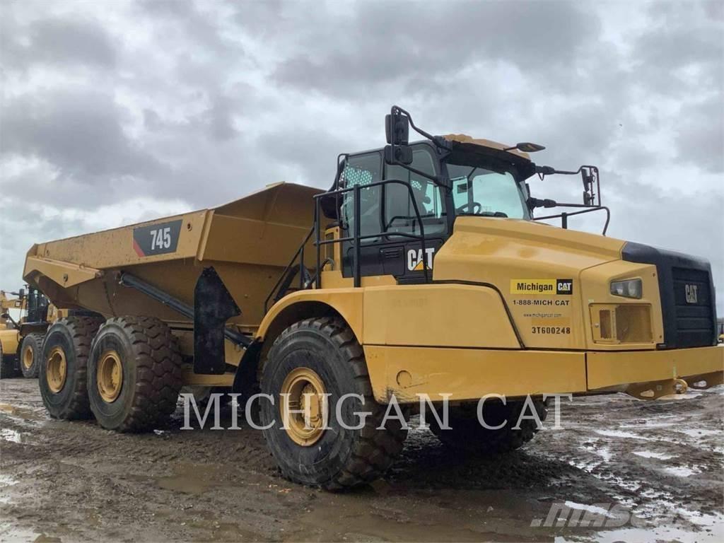 CAT 745 T Rammestyrte Dumpere