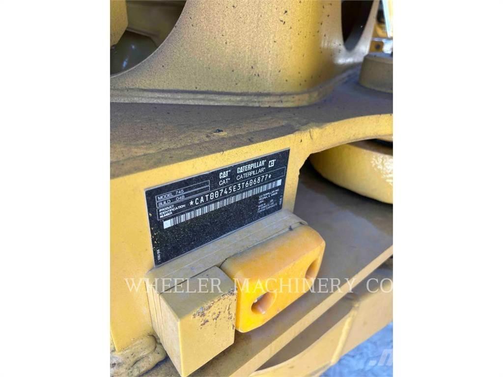CAT 745 TG Rammestyrte Dumpere