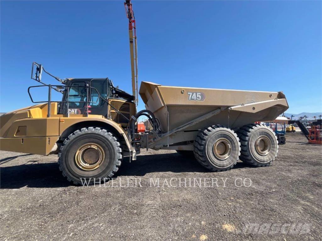 CAT 745 TG Rammestyrte Dumpere