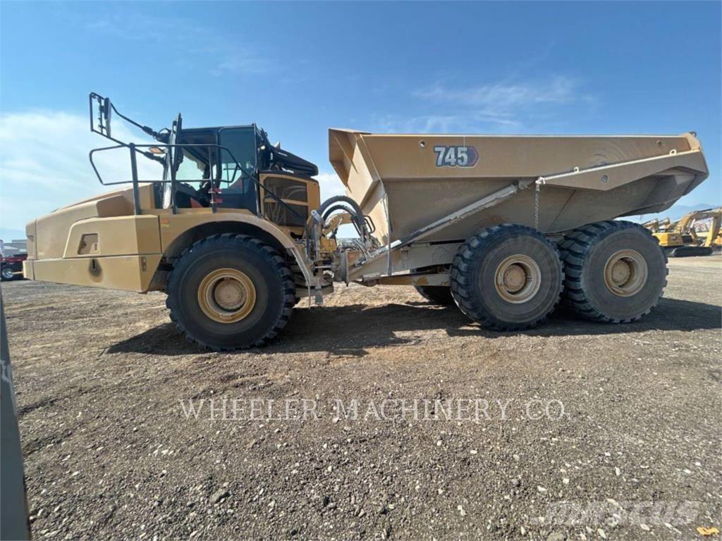 CAT 745 TG Rammestyrte Dumpere