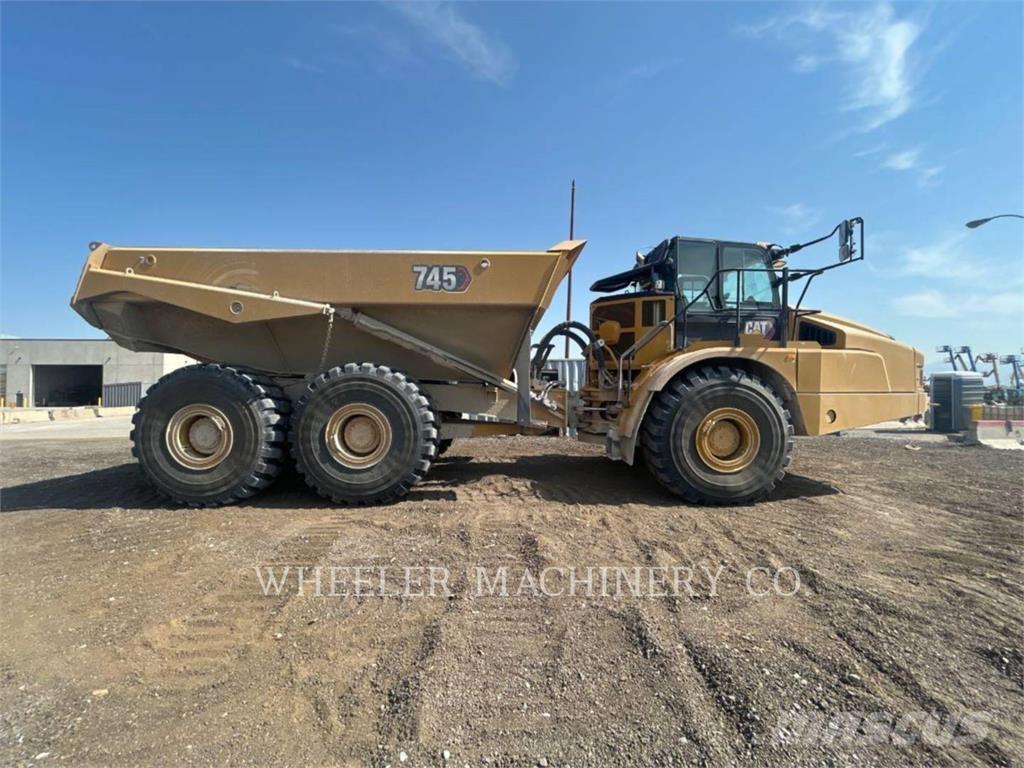 CAT 745 TG Rammestyrte Dumpere