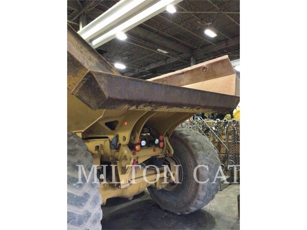 CAT 74504 Rammestyrte Dumpere