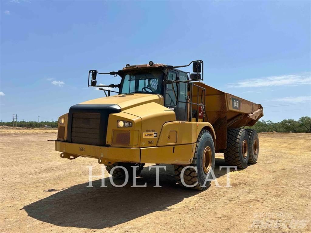 CAT 74504 Rammestyrte Dumpere