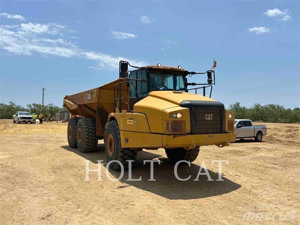 CAT 74504 Rammestyrte Dumpere