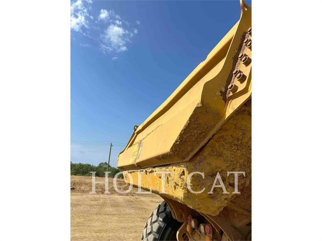 CAT 74504 Rammestyrte Dumpere