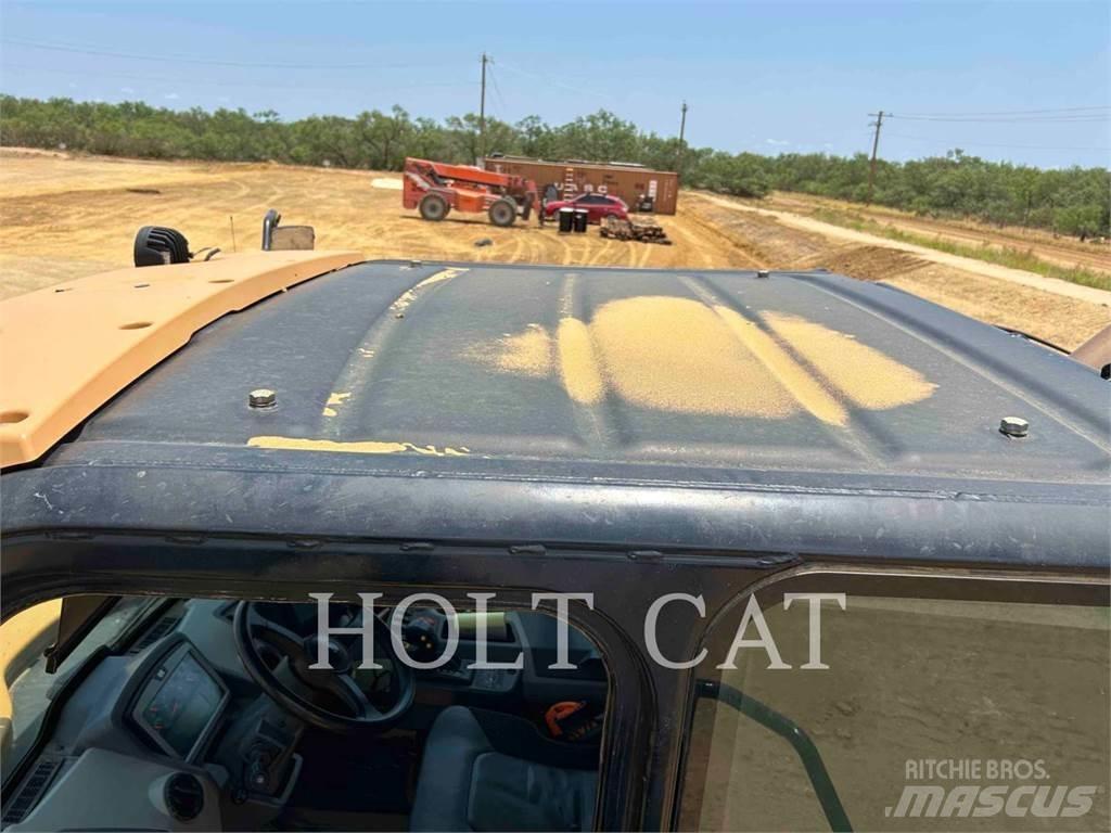 CAT 74504 Rammestyrte Dumpere