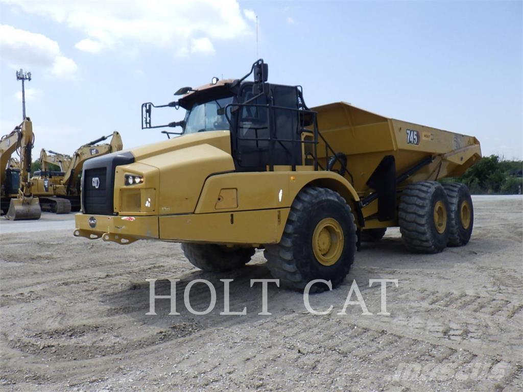 CAT 74504 Rammestyrte Dumpere