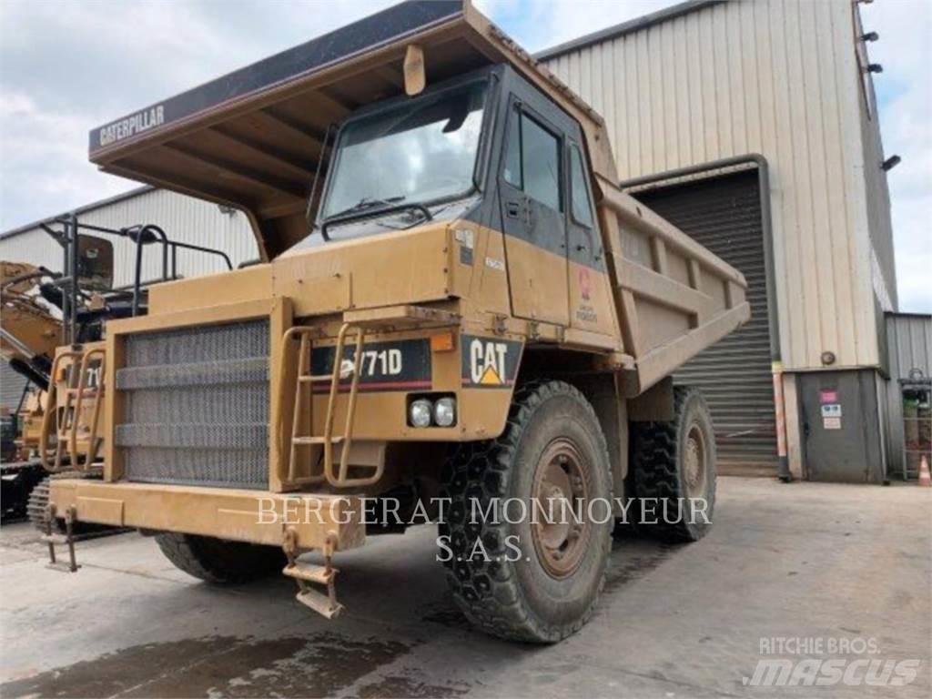 CAT 771D Rammestyrte Dumpere