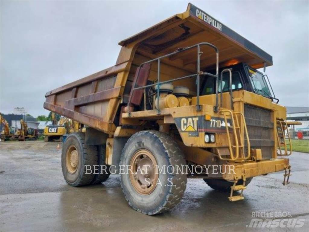 CAT 771D Rammestyrte Dumpere