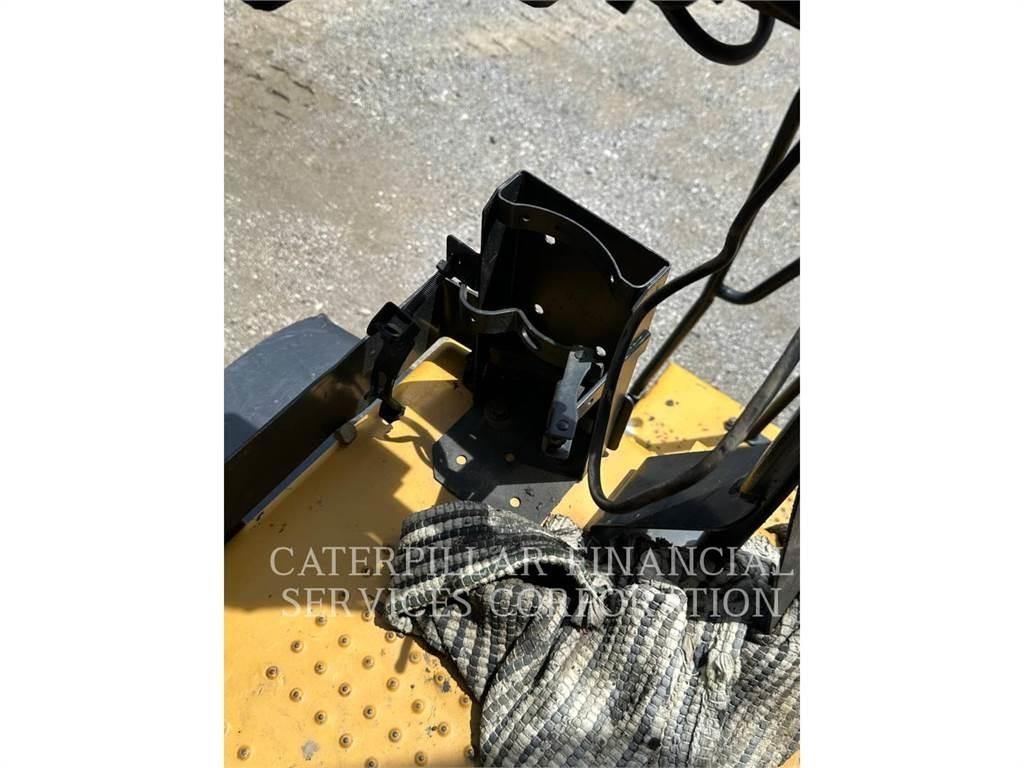 CAT 772G Rammestyrte Dumpere