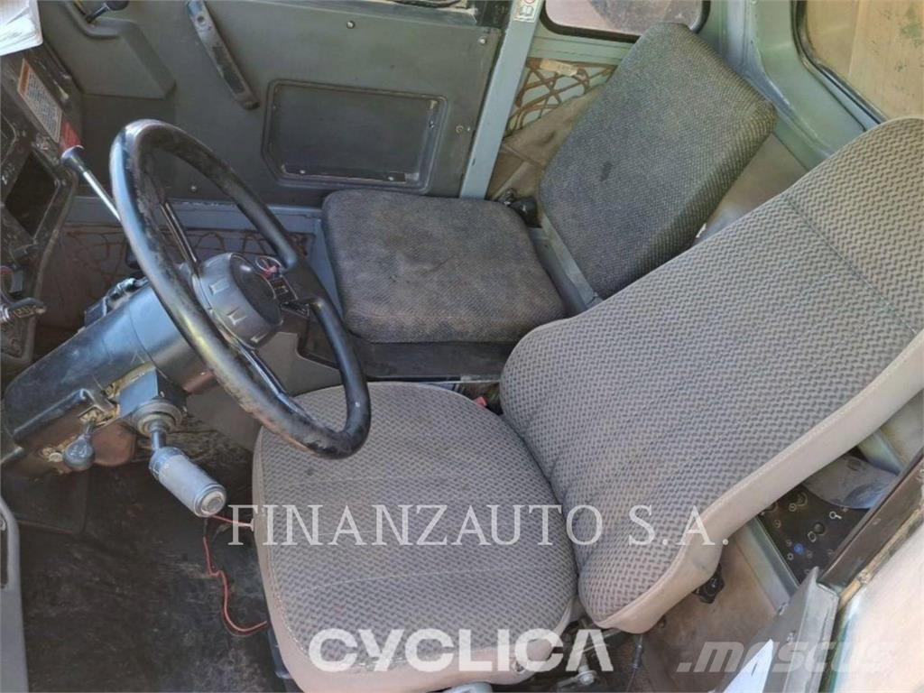 CAT 773E Rammestyrte Dumpere