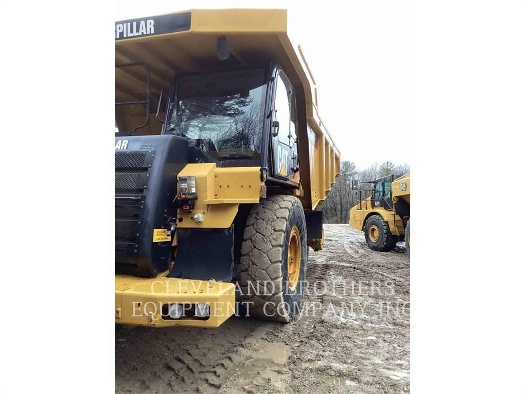 CAT 775F Rammestyrte Dumpere
