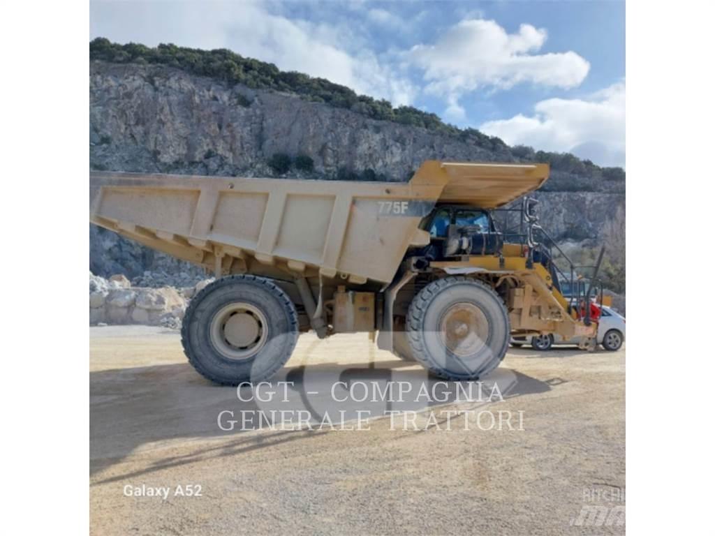 CAT 775F Rammestyrte Dumpere