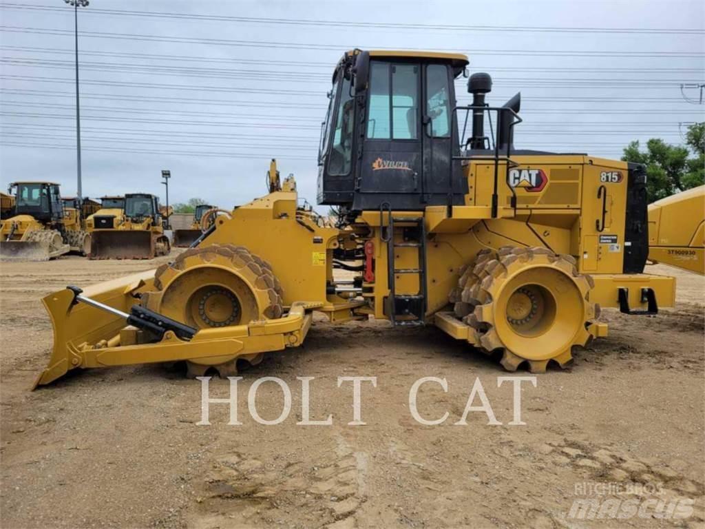CAT 815 Hjullaster til komprimering