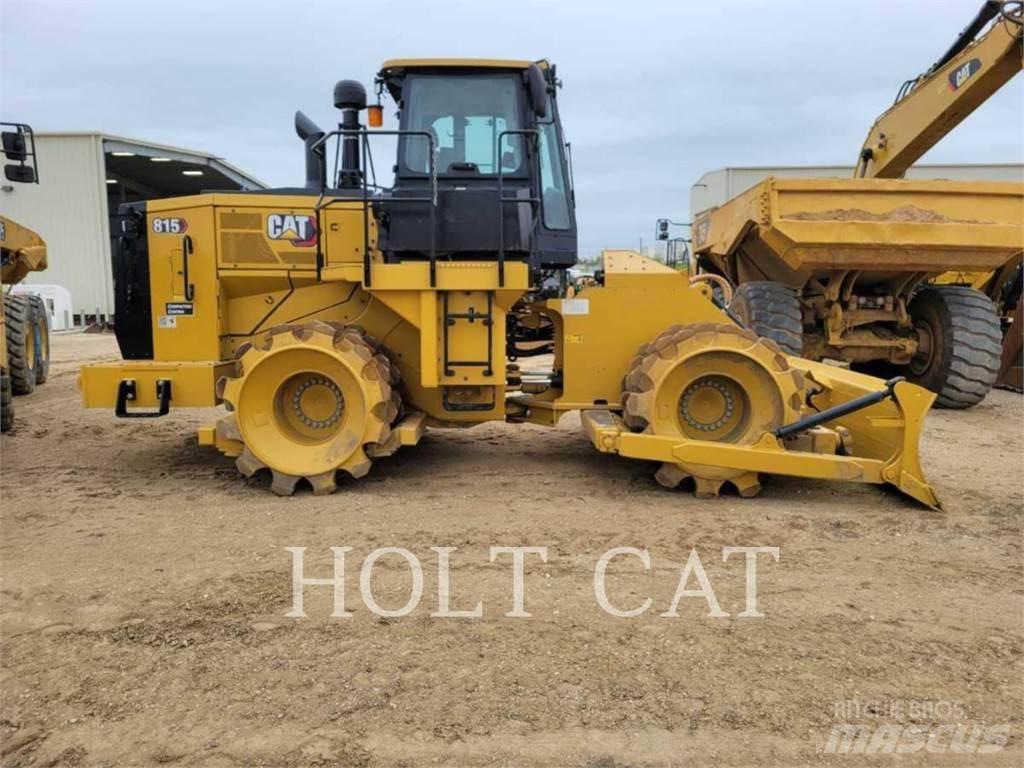 CAT 815 Hjullaster til komprimering