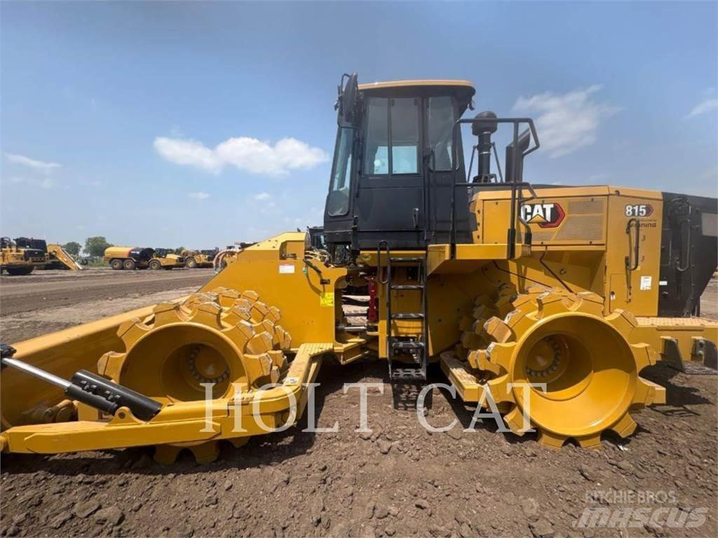 CAT 815 Hjullaster til komprimering