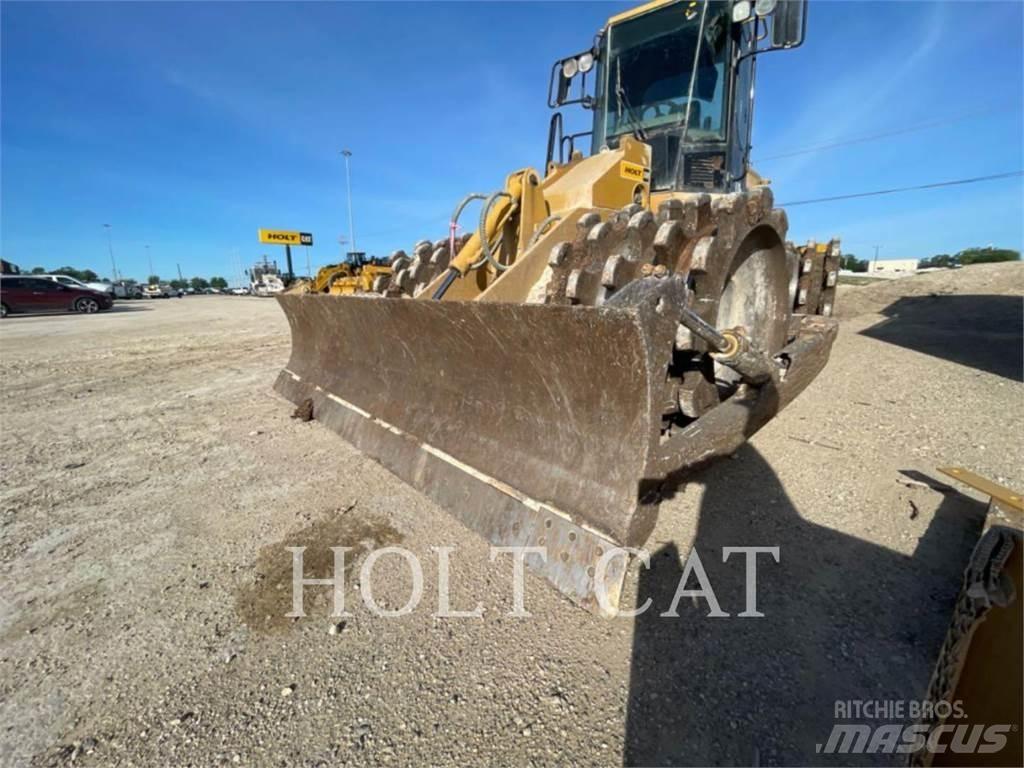 CAT 815F Hjullaster til komprimering