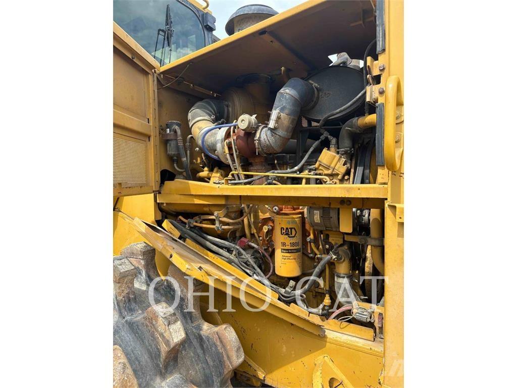 CAT 815F2 Hjullaster til komprimering