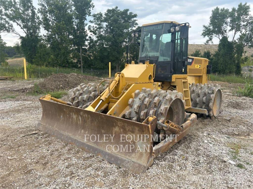 CAT 815F2 Hjullaster til komprimering