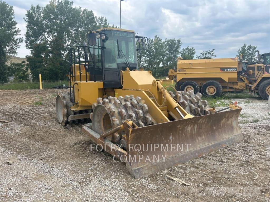 CAT 815F2 Hjullaster til komprimering
