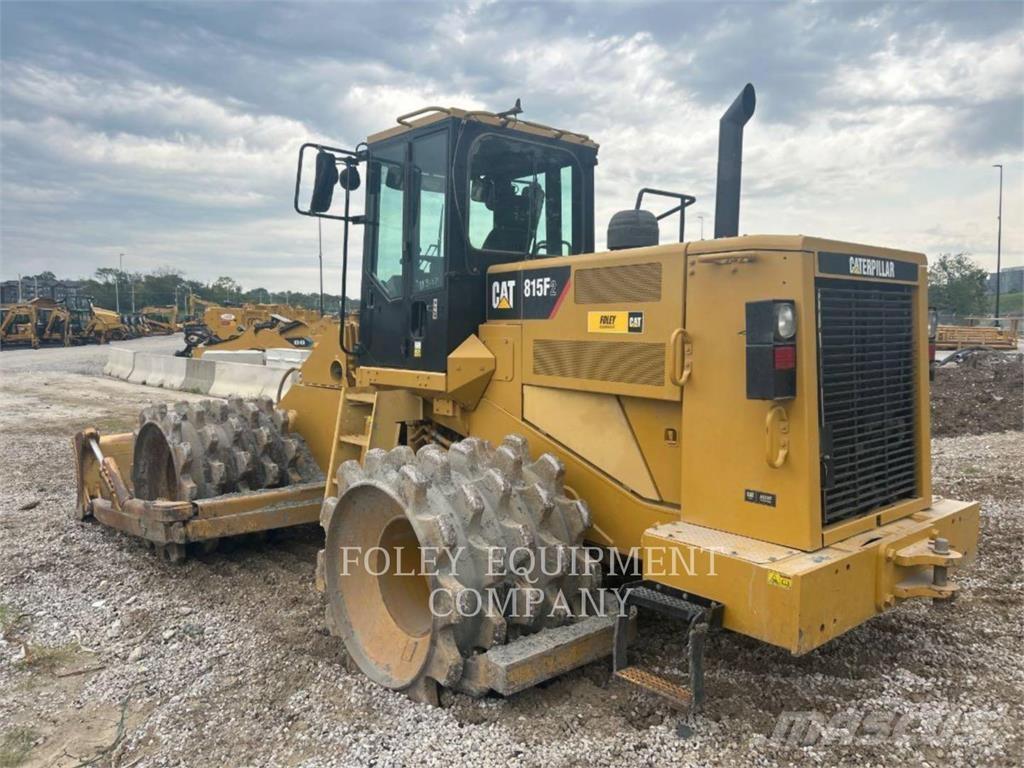 CAT 815F2 Hjullaster til komprimering