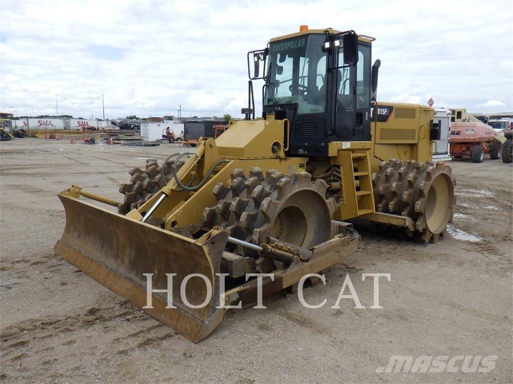 CAT 815FII Hjullaster til komprimering