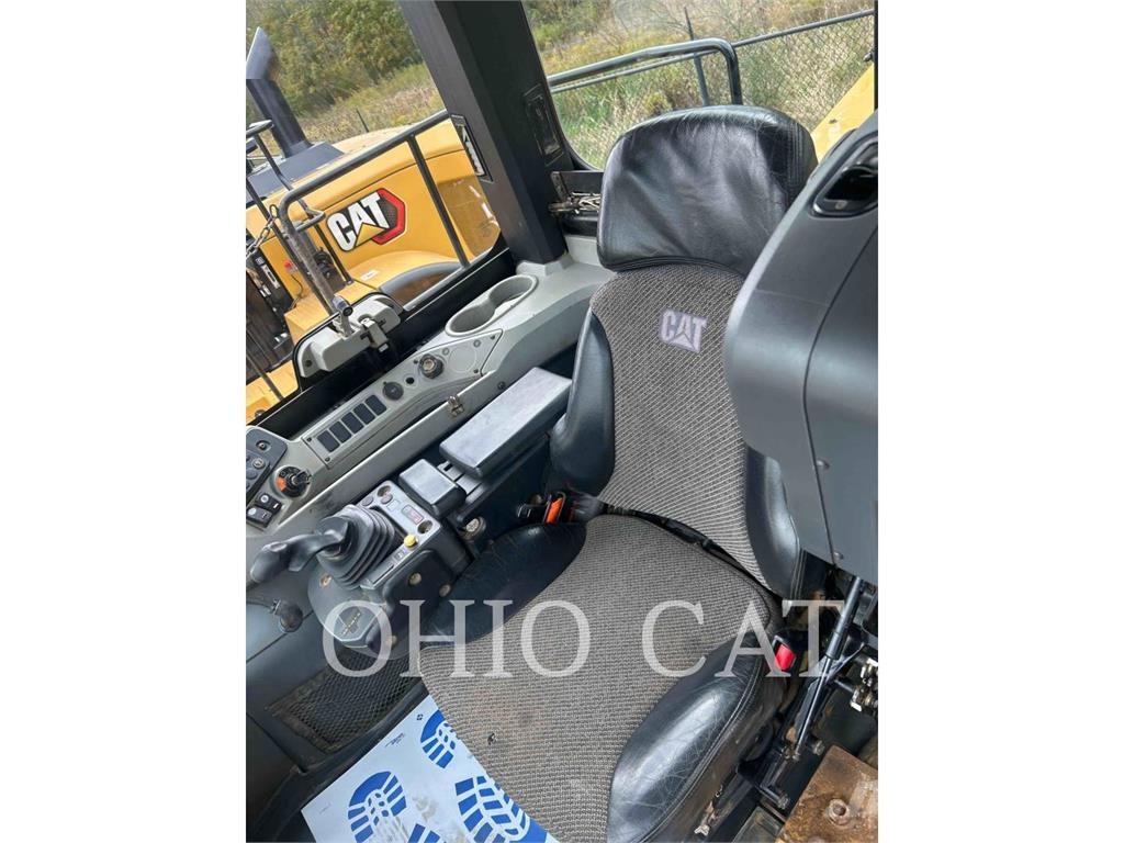 CAT 815K Dozere Hjulgående