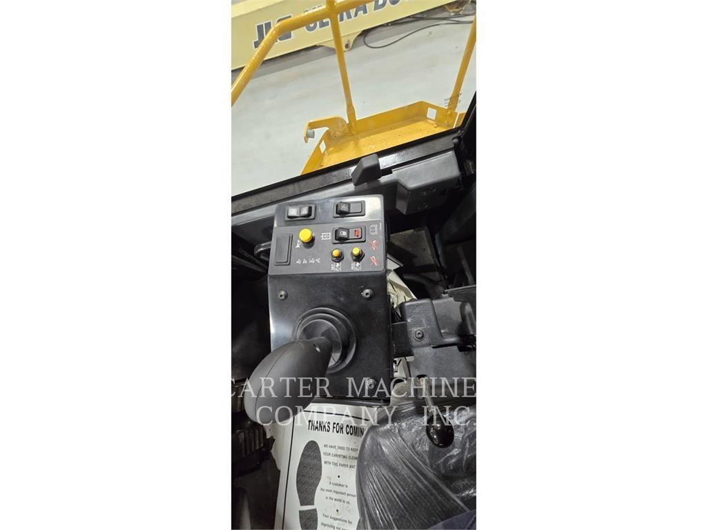 CAT 826H RBLD Hjullaster til komprimering