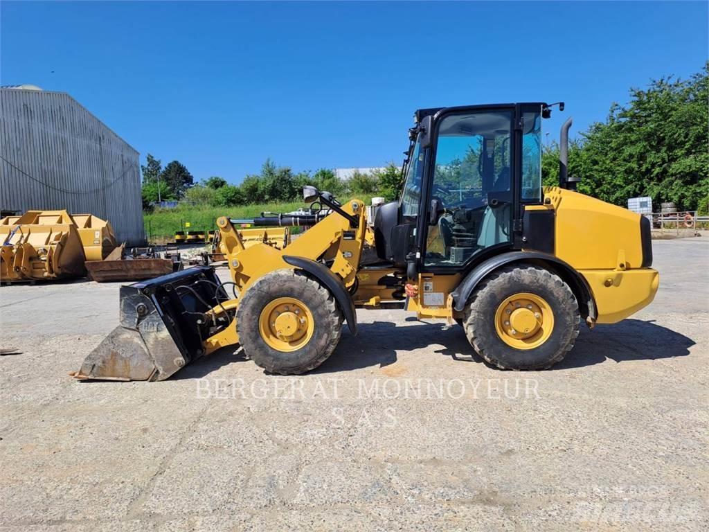 CAT 906M Hjullastere
