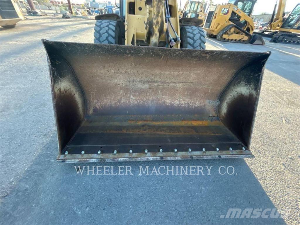 CAT 906M Hjullastere