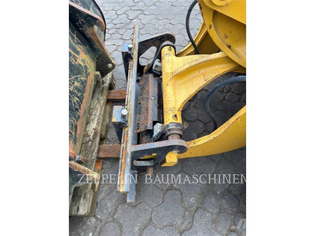 CAT 907M Hjullastere