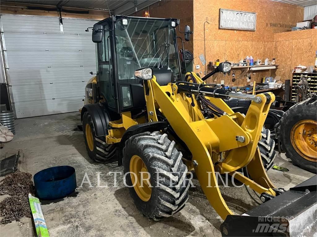 CAT 908M Minilastere
