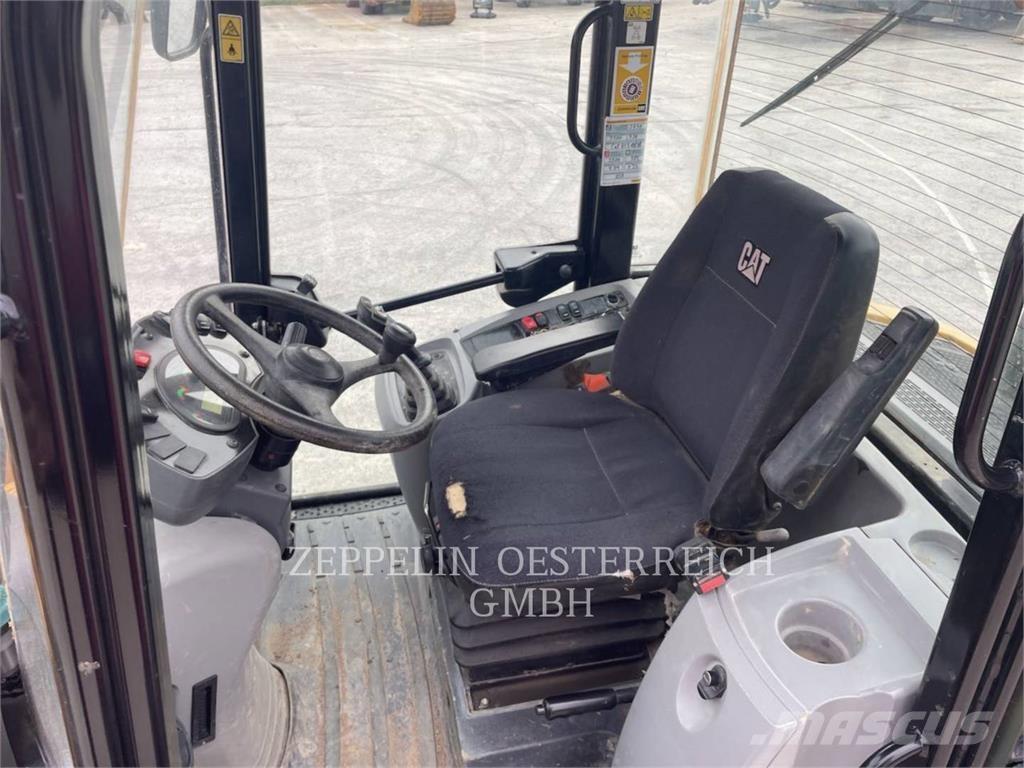 CAT 908M Hjullastere