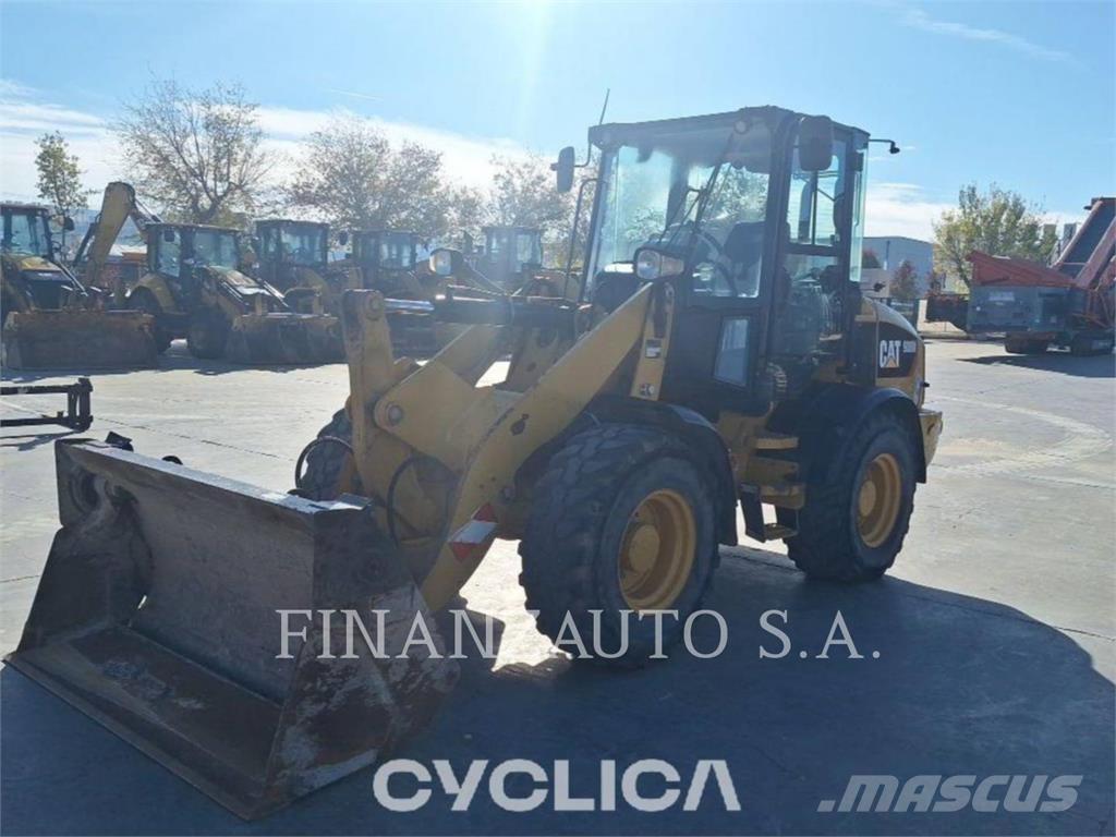 CAT 908M Hjullastere