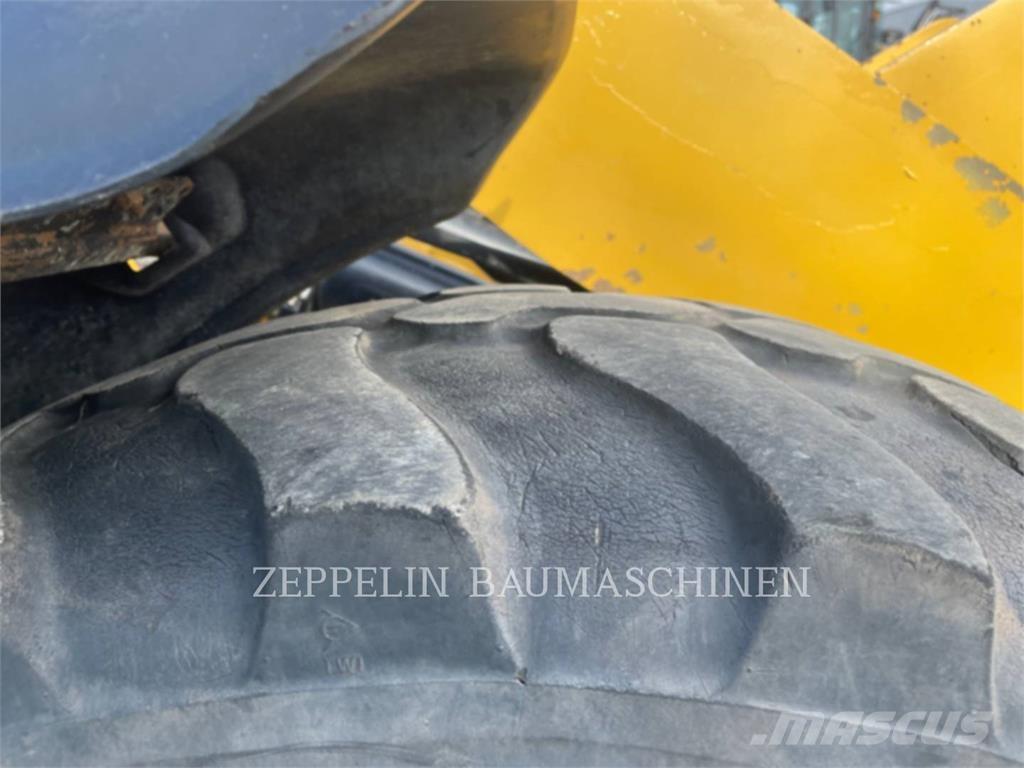 CAT 908M Hjullastere